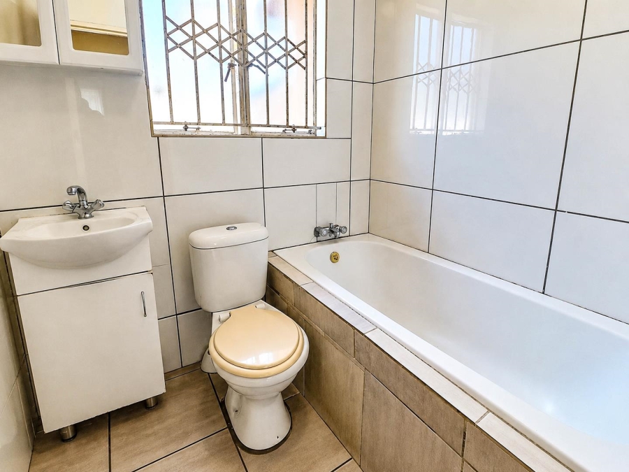 3 Bedroom Property for Sale in Country View Gauteng