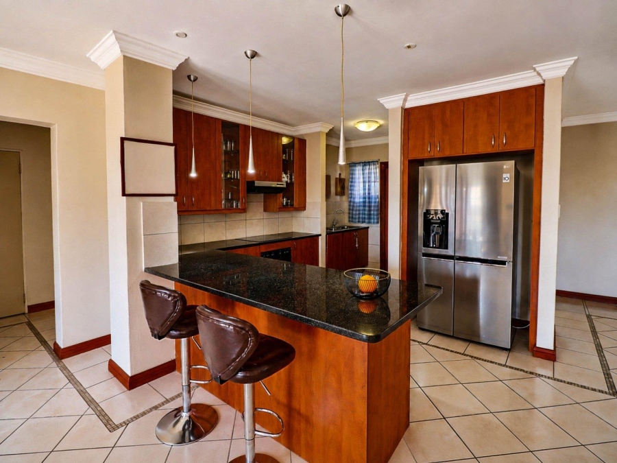 3 Bedroom Property for Sale in Kosmosdal Gauteng
