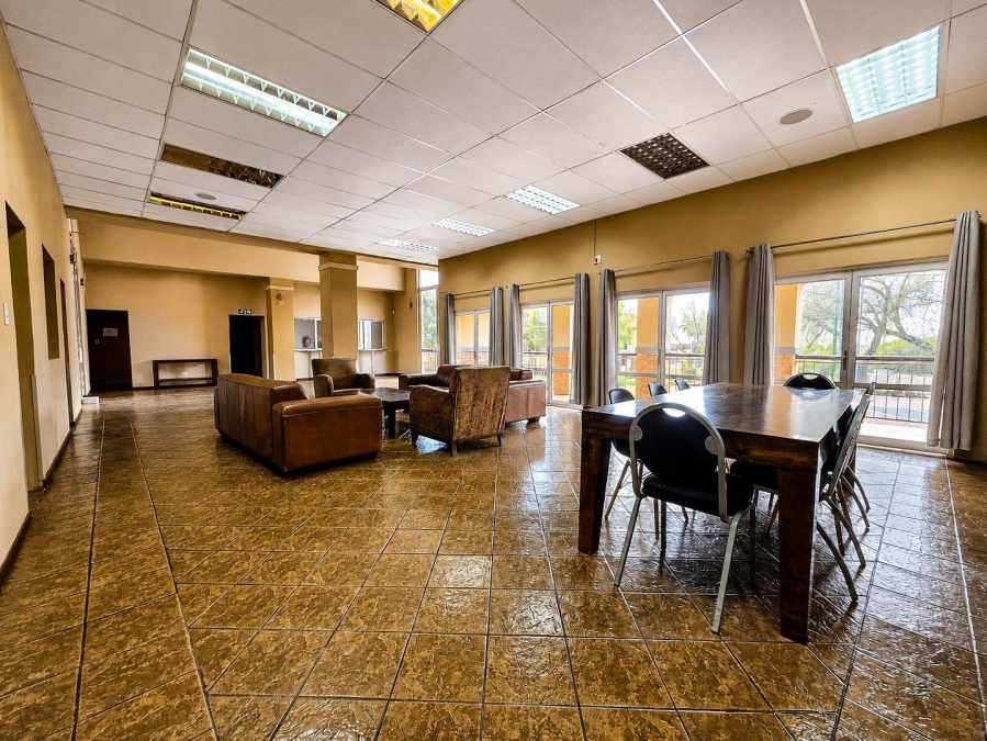 3 Bedroom Property for Sale in Kosmosdal Gauteng