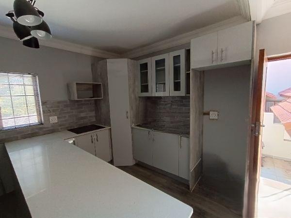 6 Bedroom Property for Sale in Waterkloof Ridge Gauteng