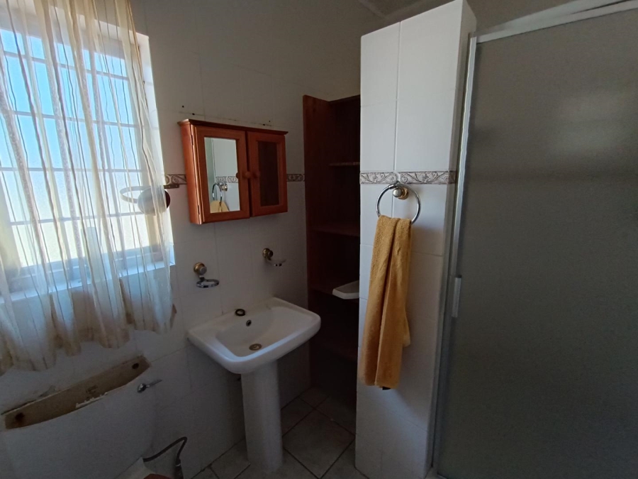 6 Bedroom Property for Sale in Waterkloof Ridge Gauteng