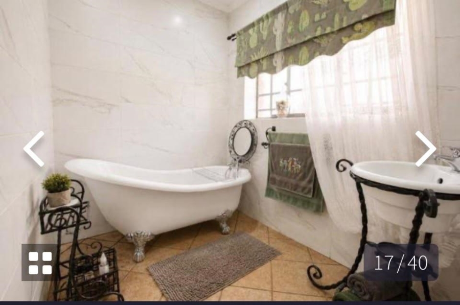 3 Bedroom Property for Sale in Three Rivers Gauteng