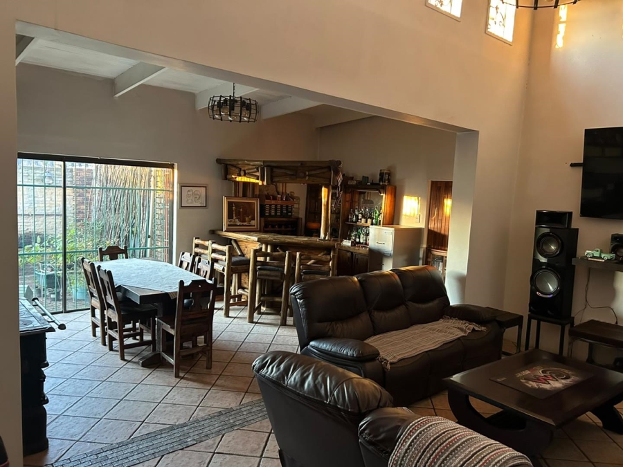 3 Bedroom Property for Sale in Three Rivers Gauteng