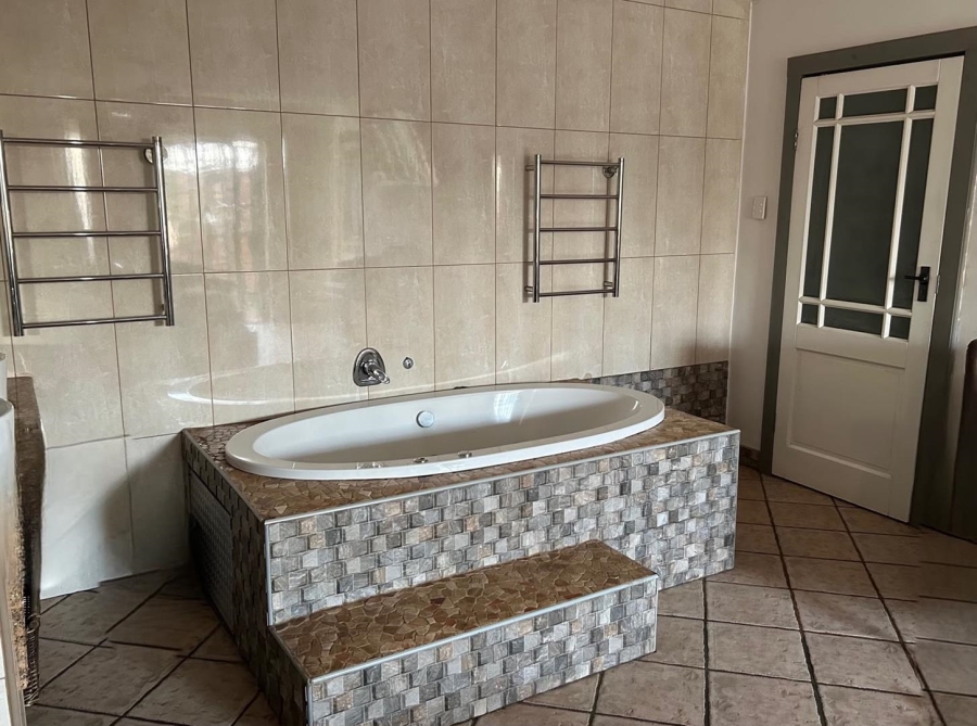 3 Bedroom Property for Sale in Three Rivers Gauteng