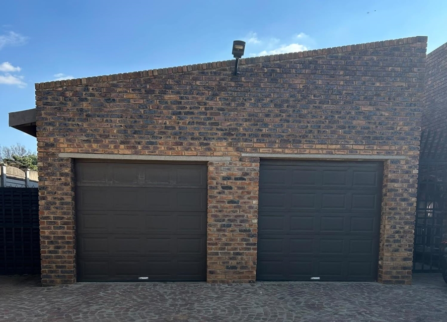 3 Bedroom Property for Sale in Three Rivers Gauteng