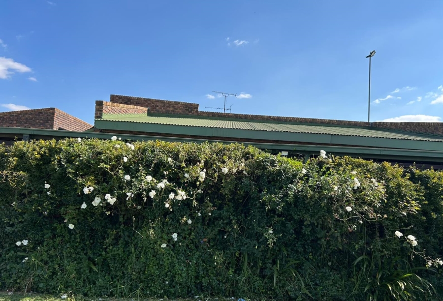 3 Bedroom Property for Sale in Three Rivers Gauteng
