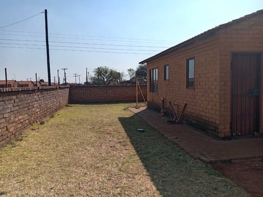 2 Bedroom Property for Sale in Ga-Rankuwa Unit 24 Gauteng