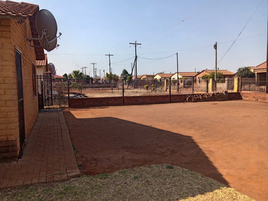2 Bedroom Property for Sale in Ga-Rankuwa Unit 24 Gauteng