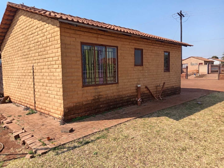 2 Bedroom Property for Sale in Ga-Rankuwa Unit 24 Gauteng