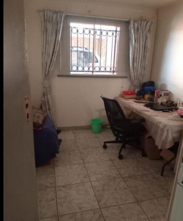 3 Bedroom Property for Sale in Lotus Gardens Gauteng