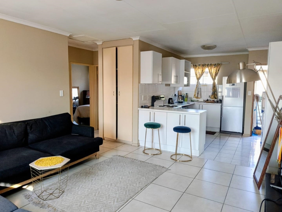 2 Bedroom Property for Sale in Weltevreden Park Gauteng