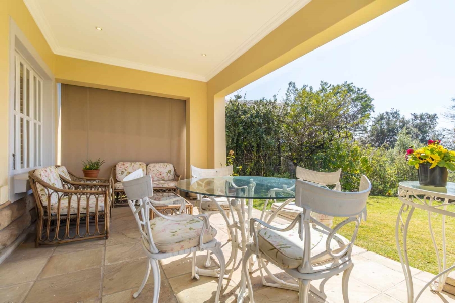 To Let 1 Bedroom Property for Rent in Waterfall Gauteng
