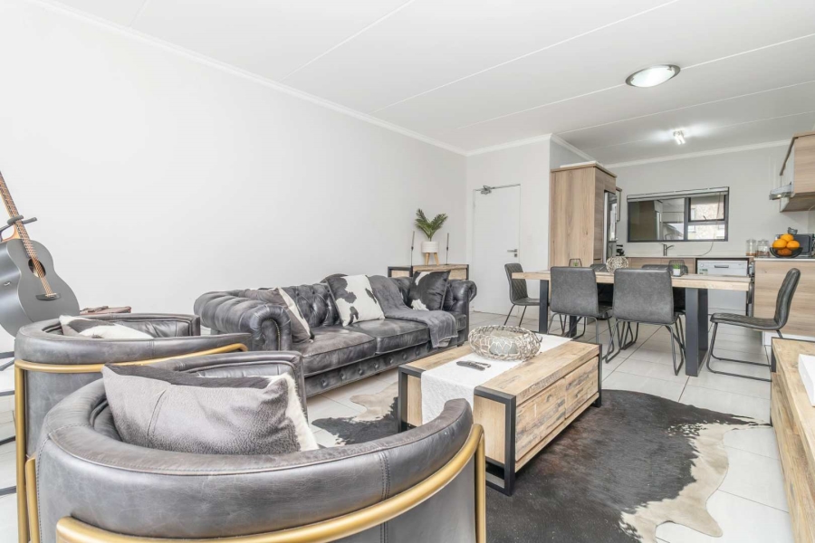 2 Bedroom Property for Sale in Waterfall Gauteng