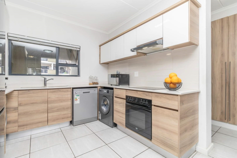 2 Bedroom Property for Sale in Waterfall Gauteng