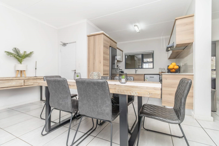 2 Bedroom Property for Sale in Waterfall Gauteng