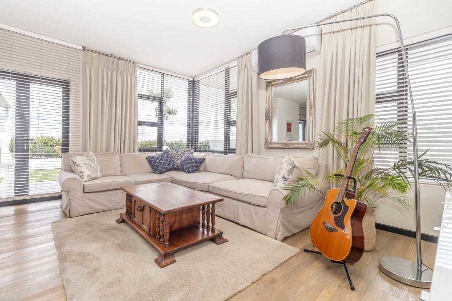 3 Bedroom Property for Sale in Rosebank Gauteng