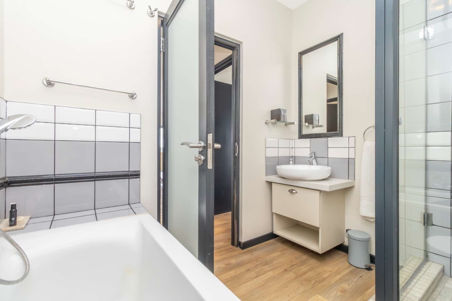 3 Bedroom Property for Sale in Rosebank Gauteng