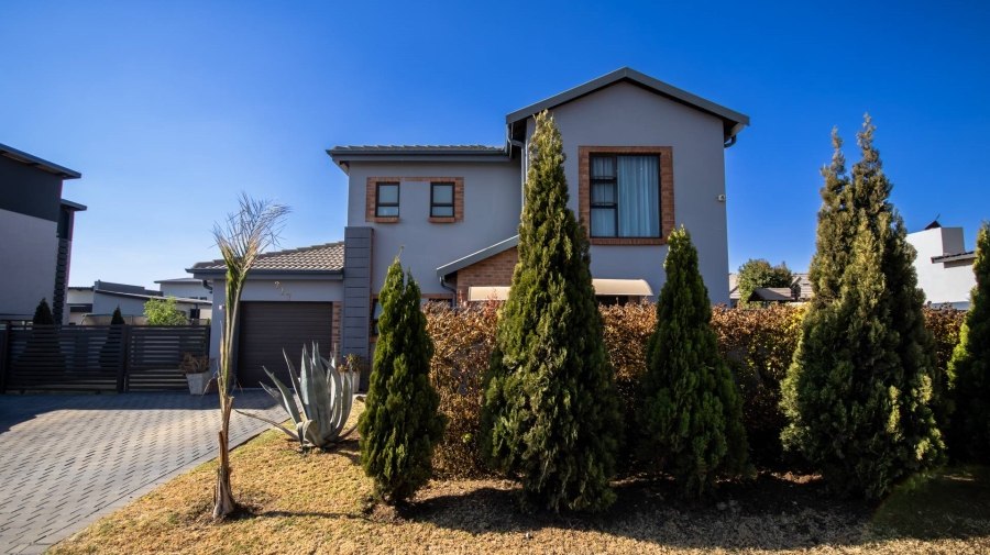 3 Bedroom Property for Sale in Zambezi Manor Lifestyle Estate Gauteng