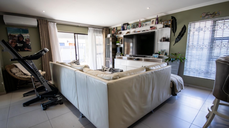 3 Bedroom Property for Sale in Zambezi Manor Lifestyle Estate Gauteng