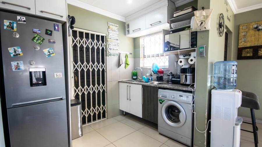 3 Bedroom Property for Sale in Zambezi Manor Lifestyle Estate Gauteng