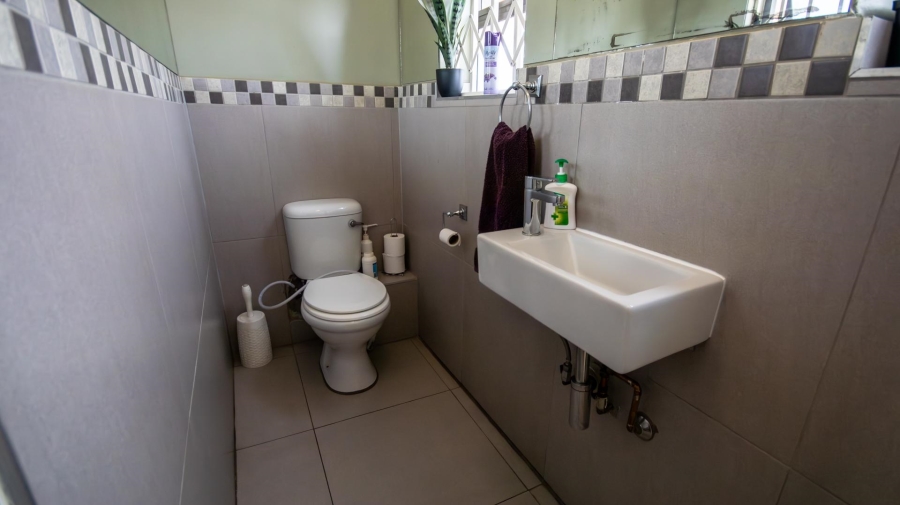 3 Bedroom Property for Sale in Zambezi Manor Lifestyle Estate Gauteng
