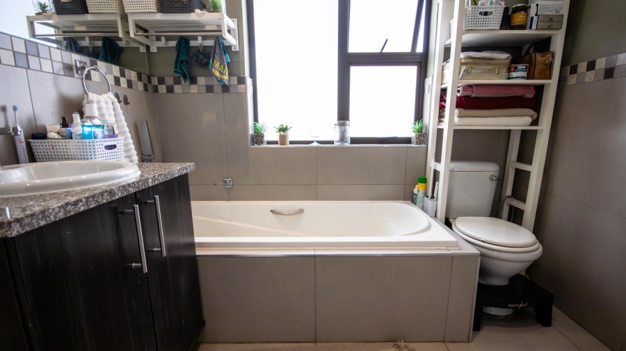 3 Bedroom Property for Sale in Zambezi Manor Lifestyle Estate Gauteng