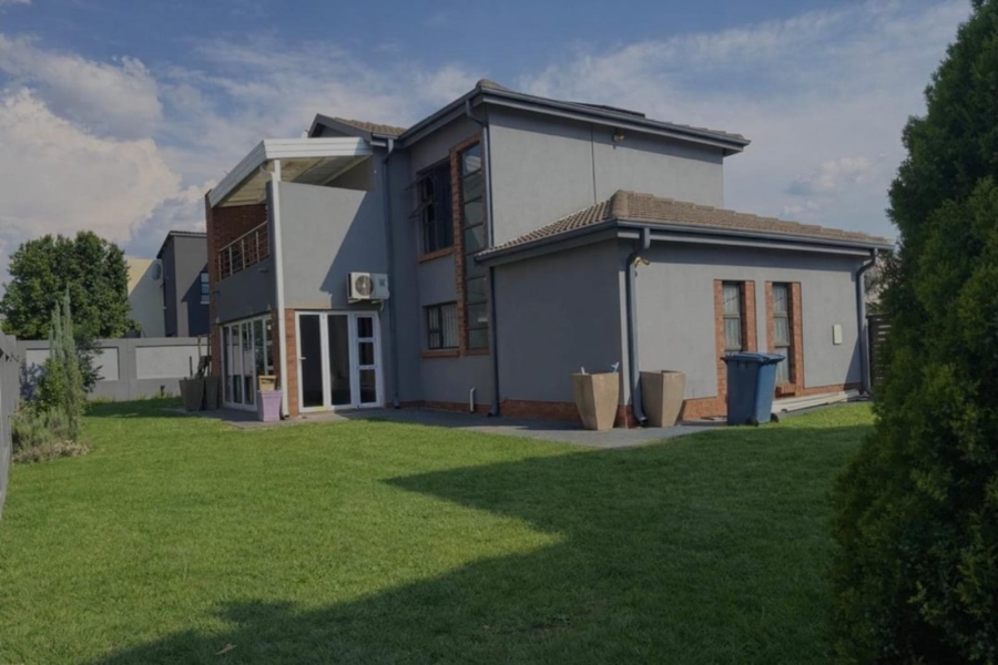 3 Bedroom Property for Sale in Zambezi Manor Lifestyle Estate Gauteng