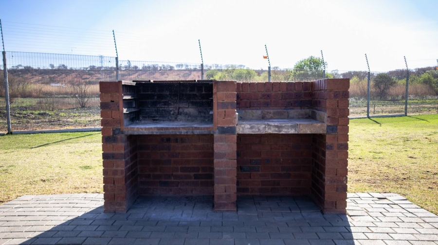 3 Bedroom Property for Sale in Zambezi Manor Lifestyle Estate Gauteng
