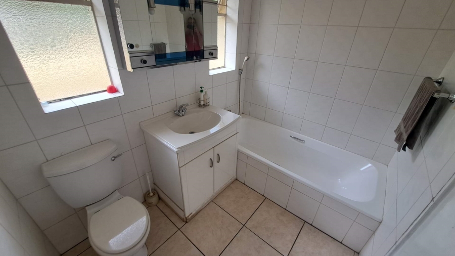 4 Bedroom Property for Sale in Blairgowrie Gauteng