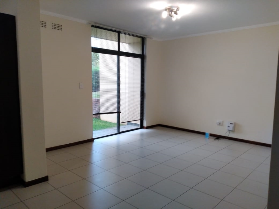 To Let 2 Bedroom Property for Rent in Jackal Creek Golf Estate Gauteng