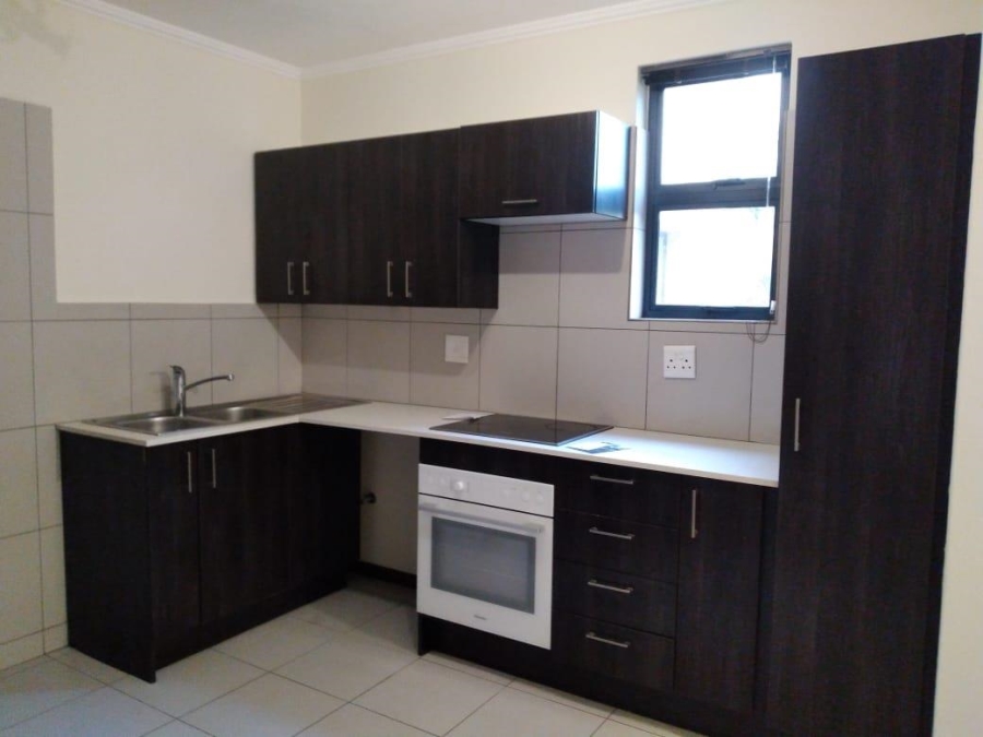 To Let 2 Bedroom Property for Rent in Jackal Creek Golf Estate Gauteng