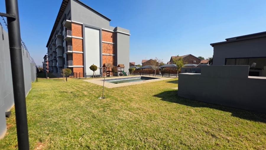 To Let 3 Bedroom Property for Rent in Die Hoewes Gauteng