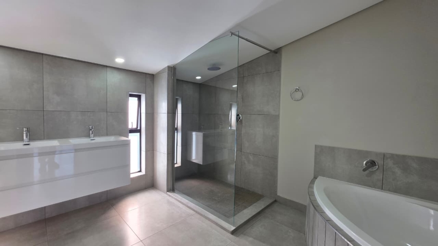 To Let 3 Bedroom Property for Rent in Die Hoewes Gauteng