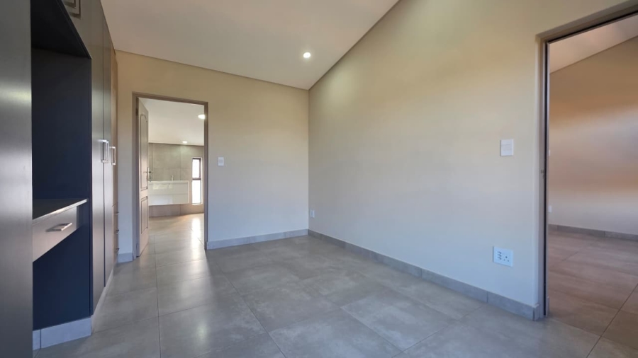 To Let 3 Bedroom Property for Rent in Die Hoewes Gauteng