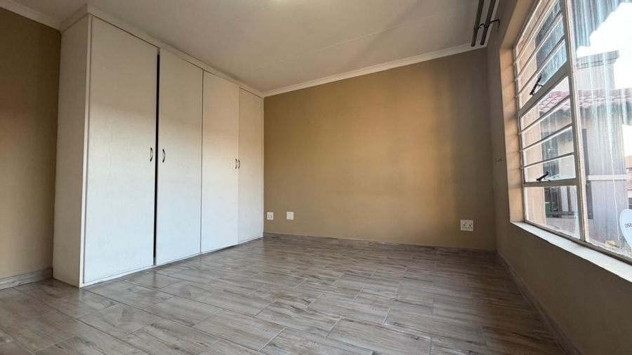 2 Bedroom Property for Sale in Van Dyk Park Gauteng