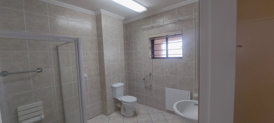 1 Bedroom Property for Sale in Garsfontein Gauteng