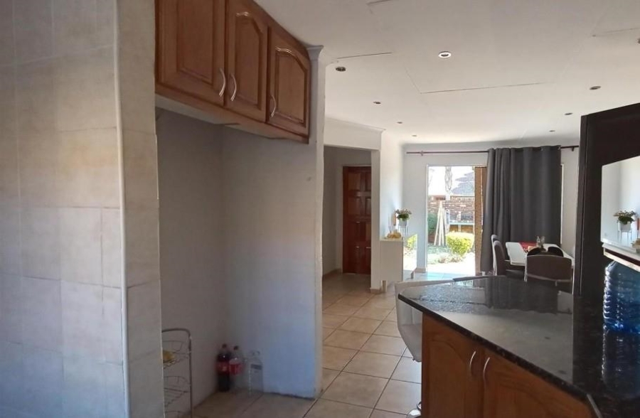 3 Bedroom Property for Sale in Terenure Gauteng