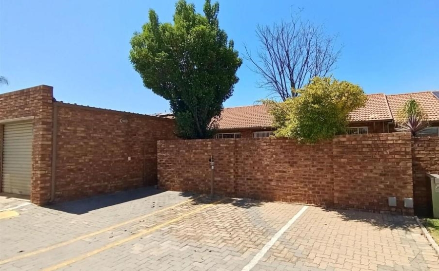 3 Bedroom Property for Sale in Terenure Gauteng