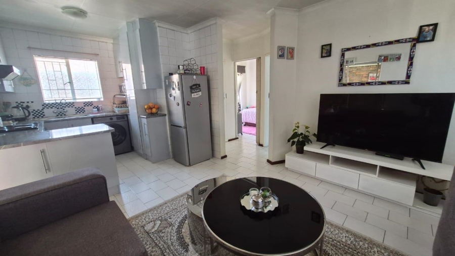 2 Bedroom Property for Sale in Birchleigh Gauteng