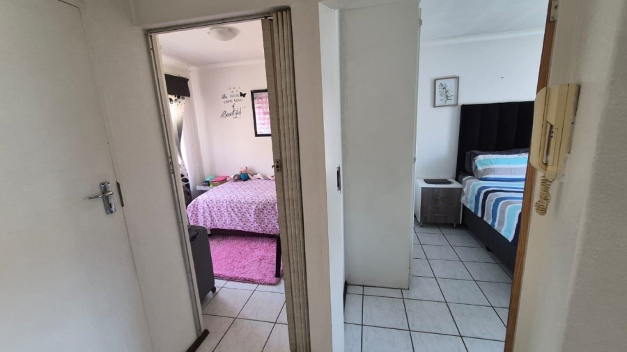2 Bedroom Property for Sale in Birchleigh Gauteng