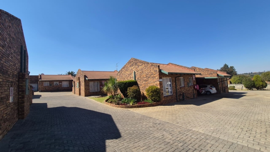 2 Bedroom Property for Sale in Birchleigh Gauteng