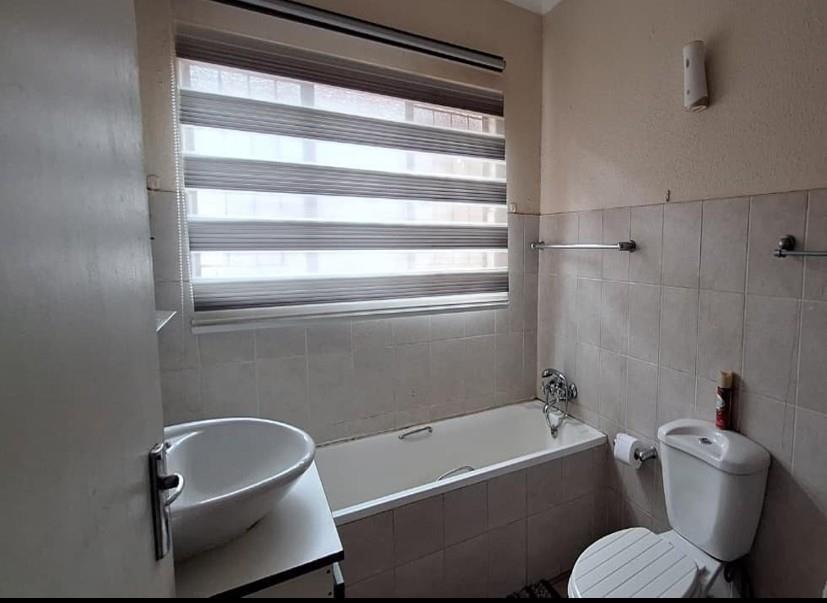 2 Bedroom Property for Sale in Edleen Gauteng