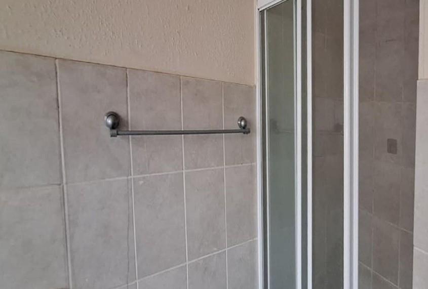 2 Bedroom Property for Sale in Edleen Gauteng