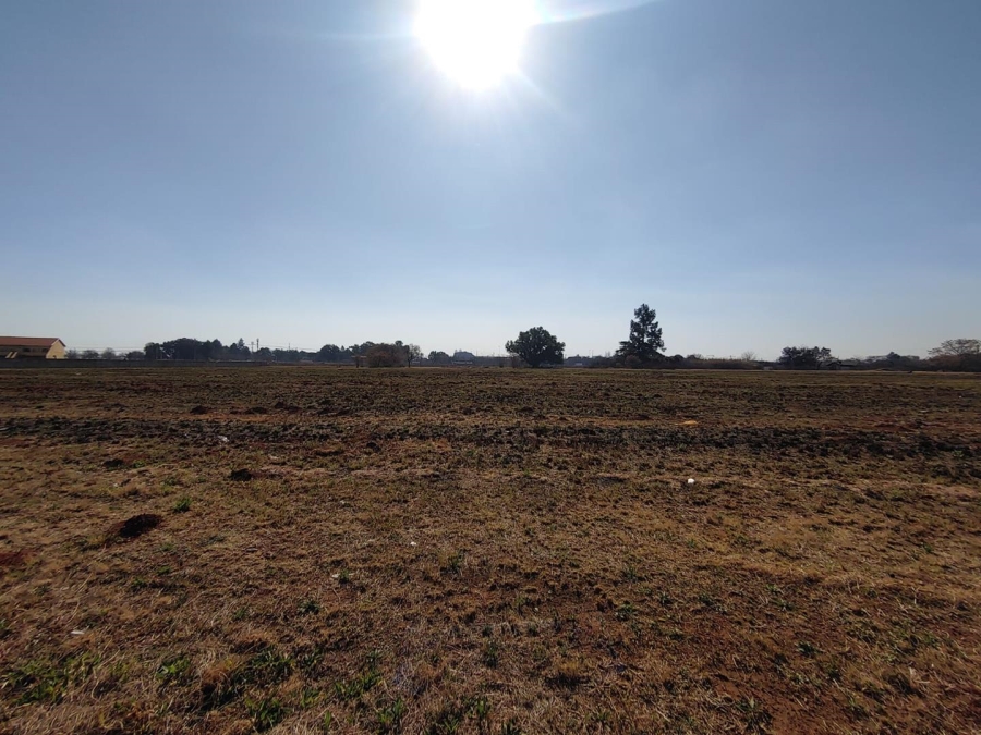 Commercial Property for Sale in Kookrus Gauteng