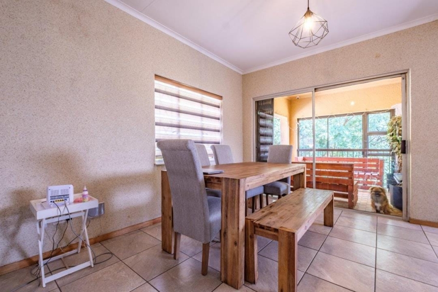 3 Bedroom Property for Sale in Mulbarton Gauteng