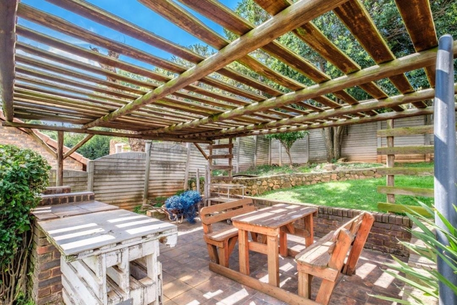 3 Bedroom Property for Sale in Mulbarton Gauteng