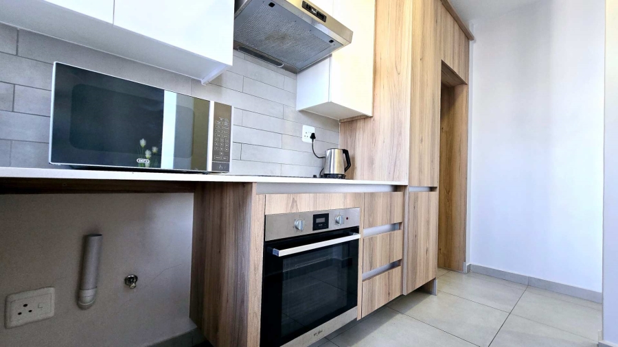 2 Bedroom Property for Sale in Lombardy Estate Gauteng