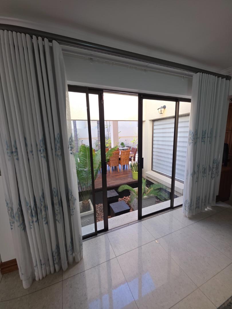 To Let 3 Bedroom Property for Rent in Morningside Gauteng