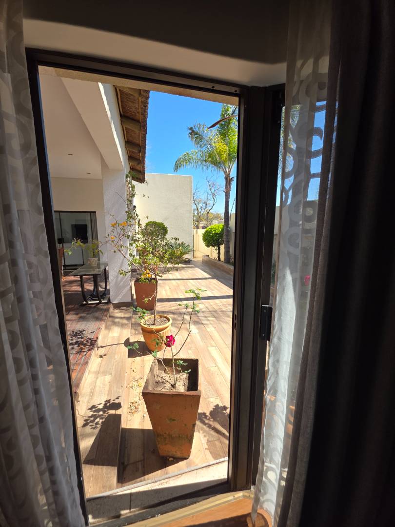 To Let 3 Bedroom Property for Rent in Morningside Gauteng