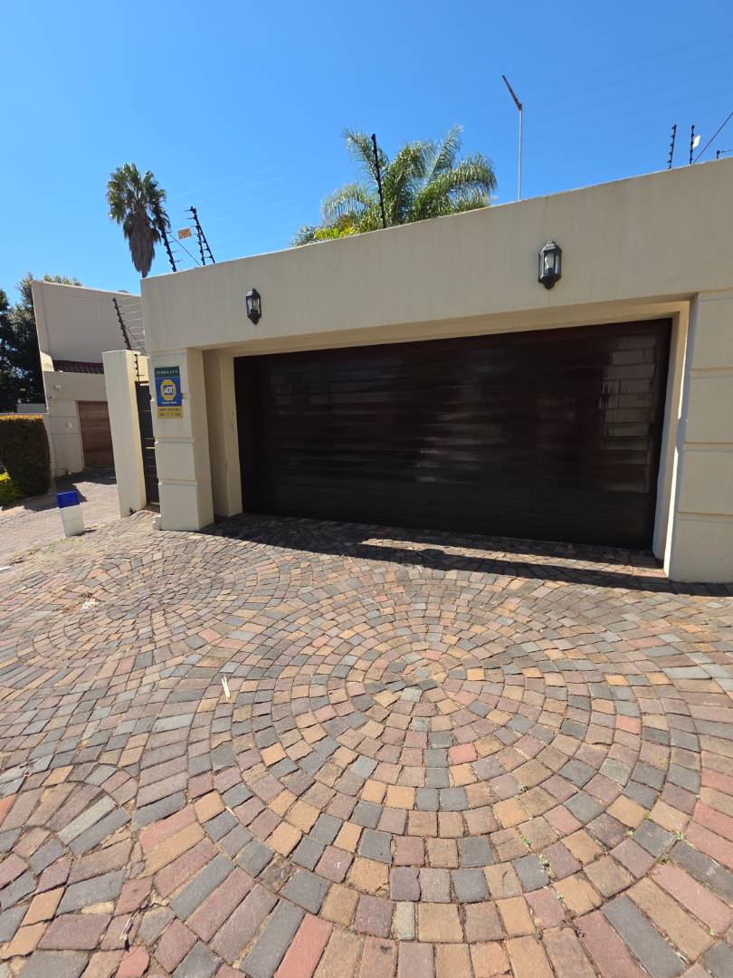 To Let 3 Bedroom Property for Rent in Morningside Gauteng
